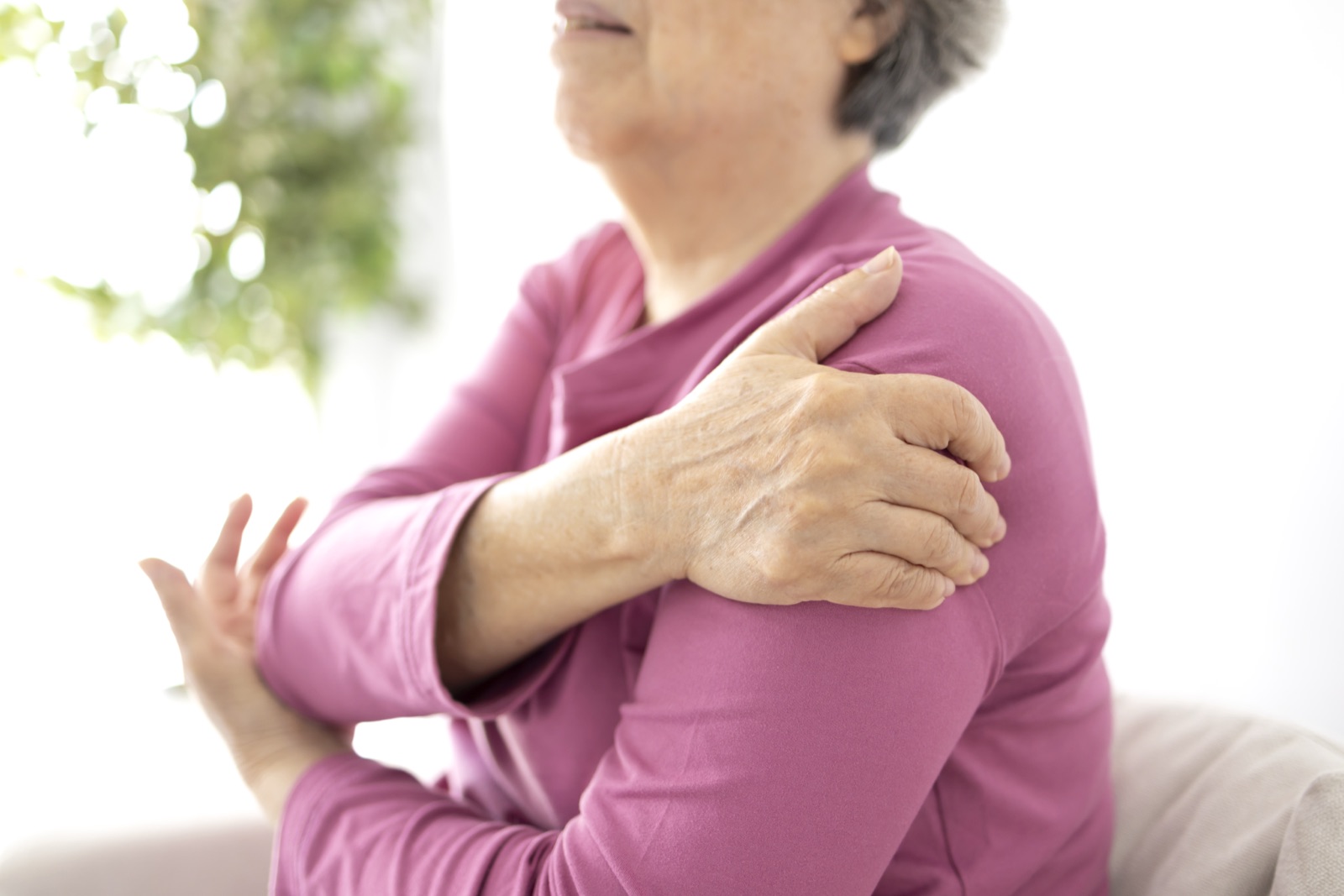 Radiating arm and shoulder pain